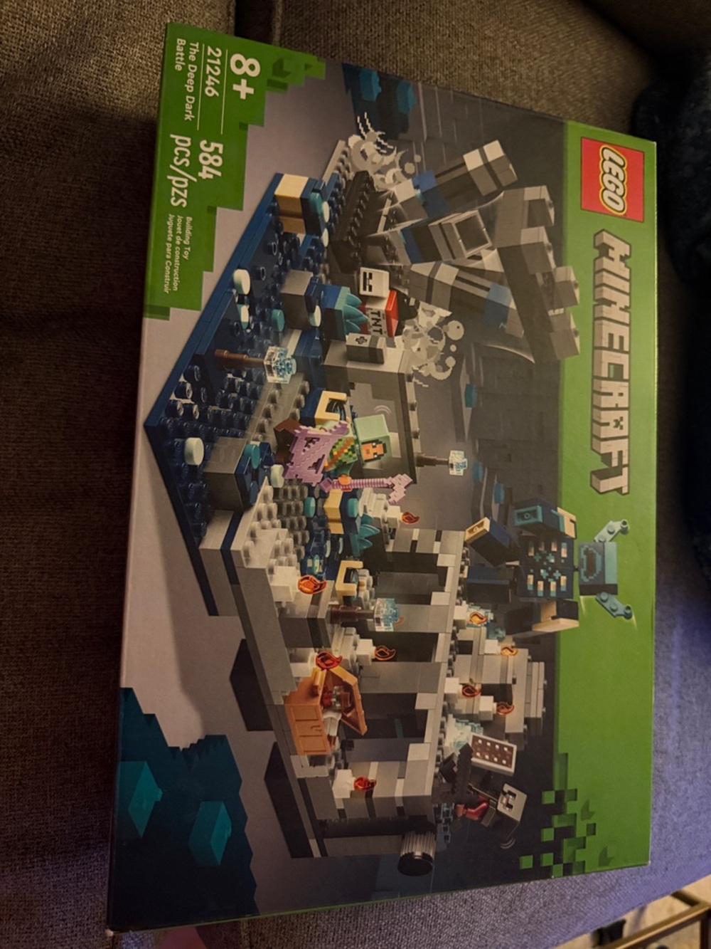 LEGO Minecraft 8+ 21246 The Deep Dark Battle 584 pcs